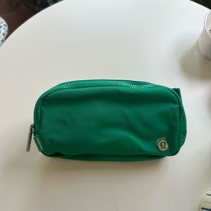 New Emerald color Lululemon Everywhere Belt bag 1L